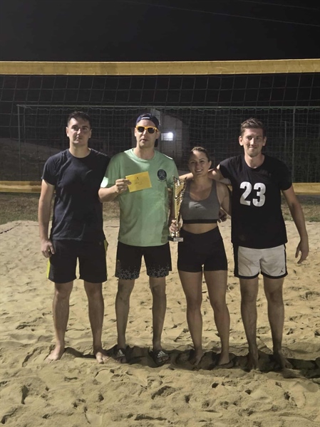 ODBOJKA: ekipa DŠR Lančić-Knapića osvojila 1. mjesto na odbojkaškom turniru u Velikom Lovrečanu